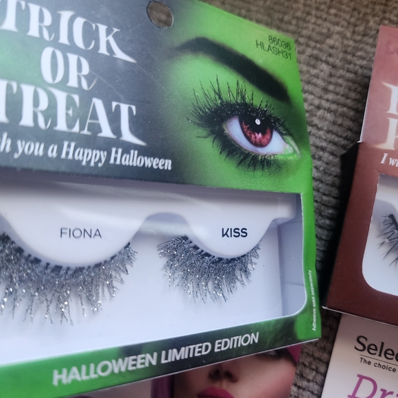 Lashes bundle - Picture 3 of 15